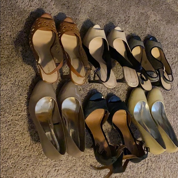 Size 10-11 Women’s with wide fitment. - Picture 2 of 9